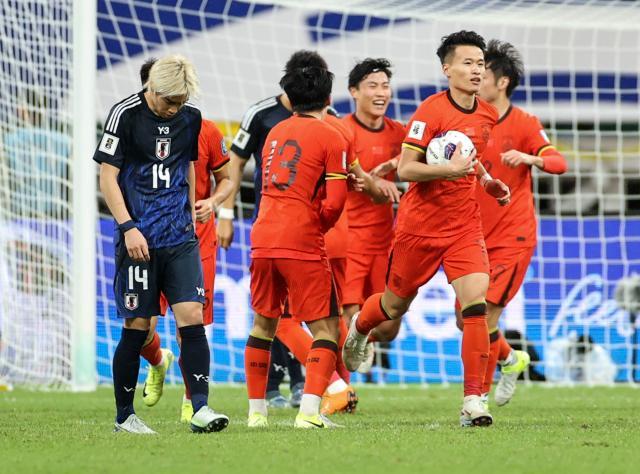 fbsports-【世预赛】韦世豪助攻林良铭破门 国足1比3不敌日本
