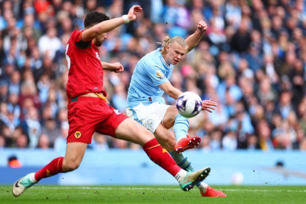 fb体育官网-5比1庆五一！哈兰德都进头球了，曼城焉能不赢