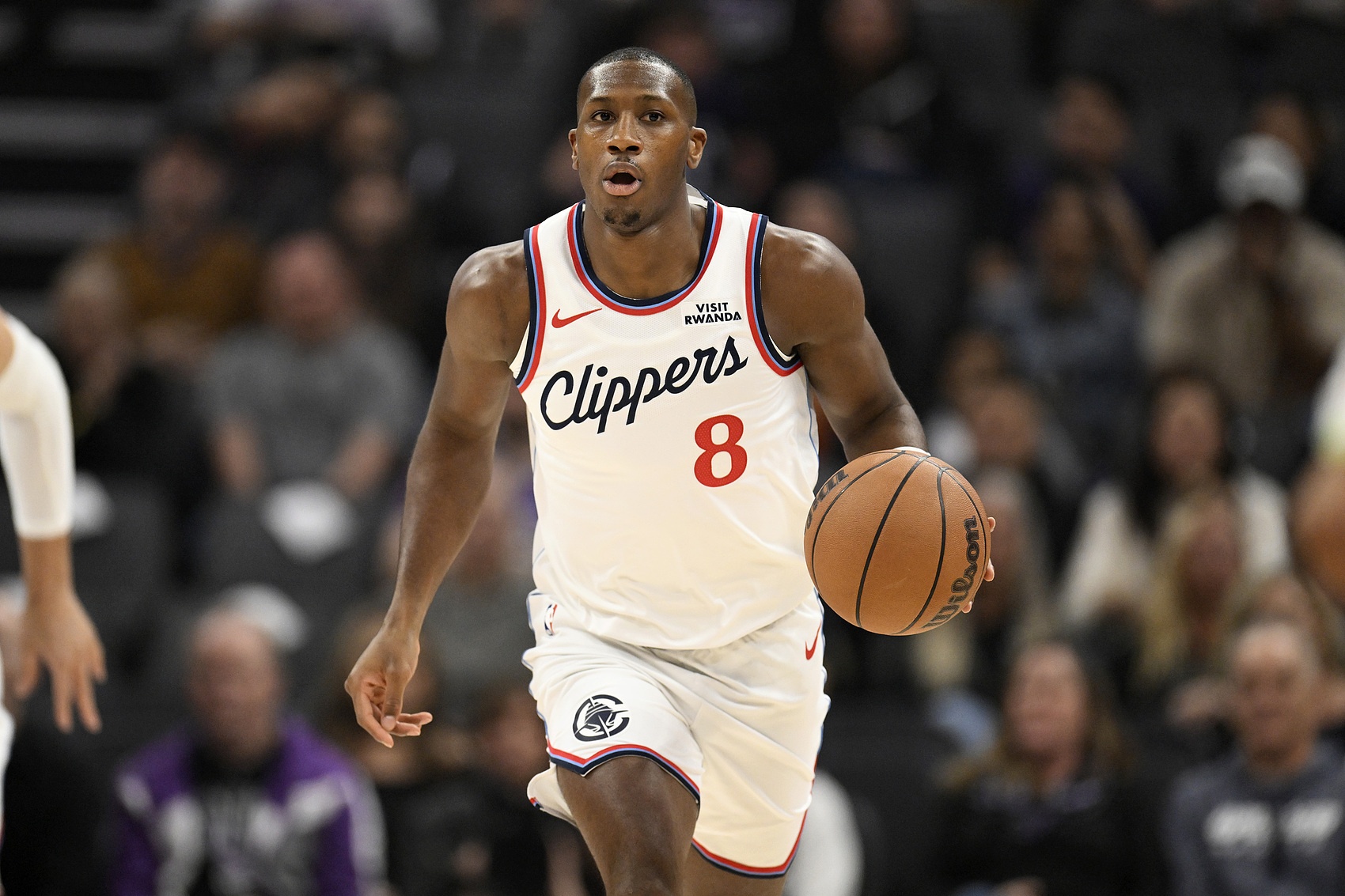 fbsports-邓恩：半场时卢和范甘迪激励了我们 这是一场很棒的团队胜利