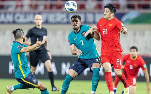 fbsports-洛国富下场对阵日本将停赛 吴曦等六名球员存隐患