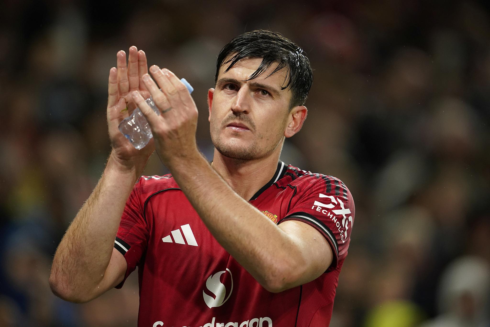 视频揭示阿森纳失利后哈里·马奎尔与加布里埃尔·马加良斯冲突的起因