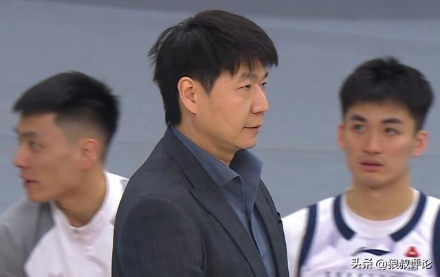 山东是怎么得到他？陈林坚19+6连中关键球 用实力回报邱彪信任