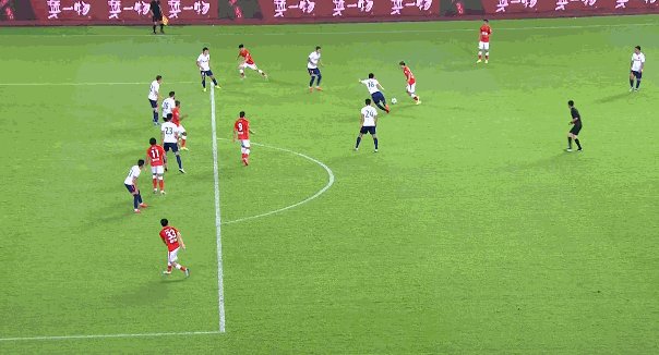 fbsports-【中超】艾克森戴帽邓涵文助攻带帽 广州队5比0青岛