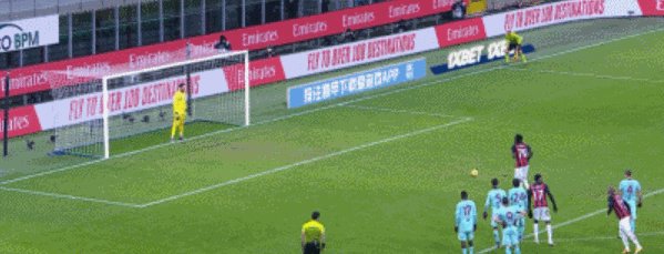 【意甲】迪亚斯造两球伊布复出 AC米兰2比0都灵