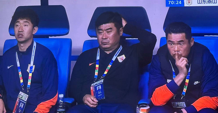 fbsports-1-4！泰山失误不断+毫无斗志，一场惨痛失利引发连环质疑|青岛海牛|泰山队|克雷桑|山东泰山|中超联赛_新浪体育_新浪新闻